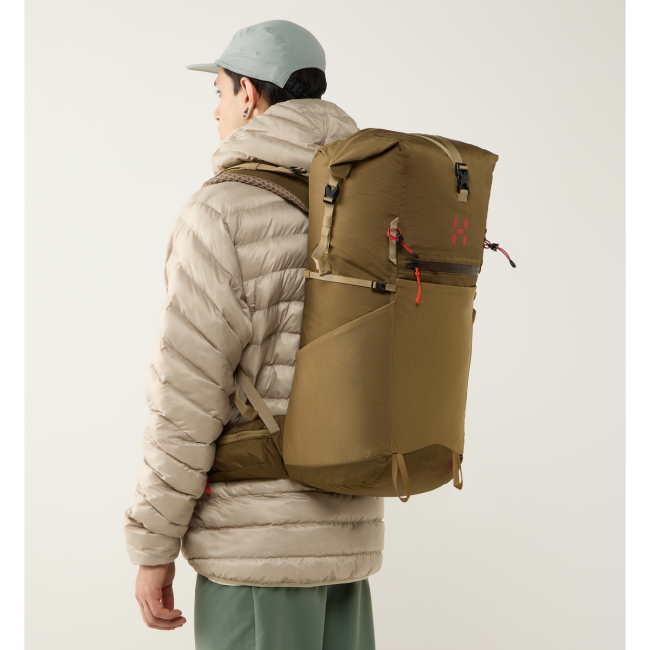 Haglöfs Magma Rolltop 40 WR – Rucsac rolltop 40 L rezistent la apă - Maro Teak Brown/Oak Brown