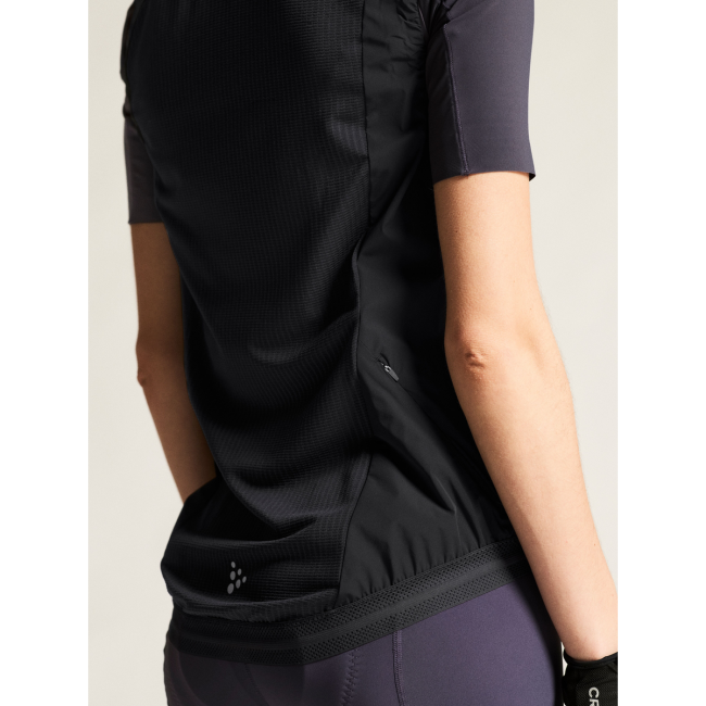 Craft Endur Light Wind Vest W – Vestă de vânt de ciclism ușoară - Negru