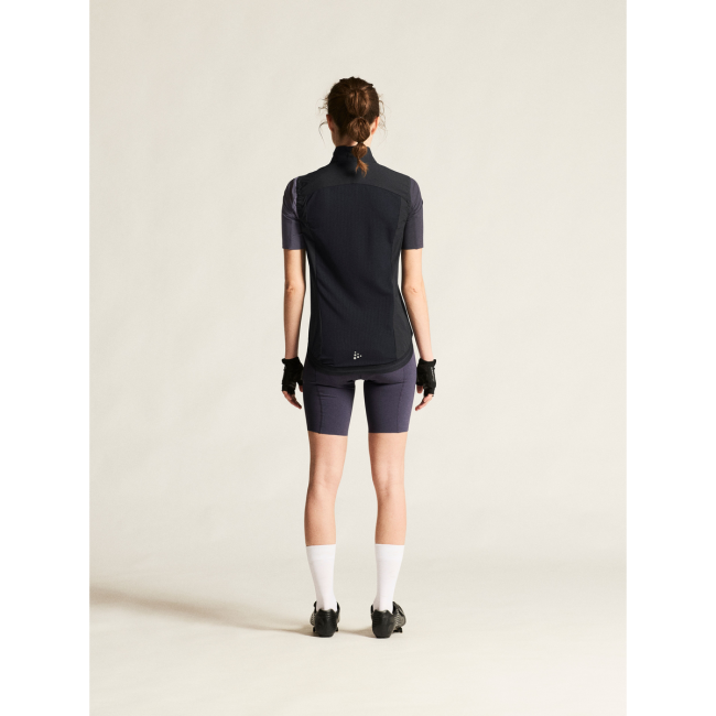 Craft Endur Light Wind Vest W – Vestă de vânt de ciclism ușoară - Negru