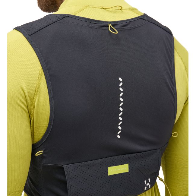 Haglöfs L.I.M Intense Trail Running Vest – Vestă de alergare trail minimalistă - Negru True Black