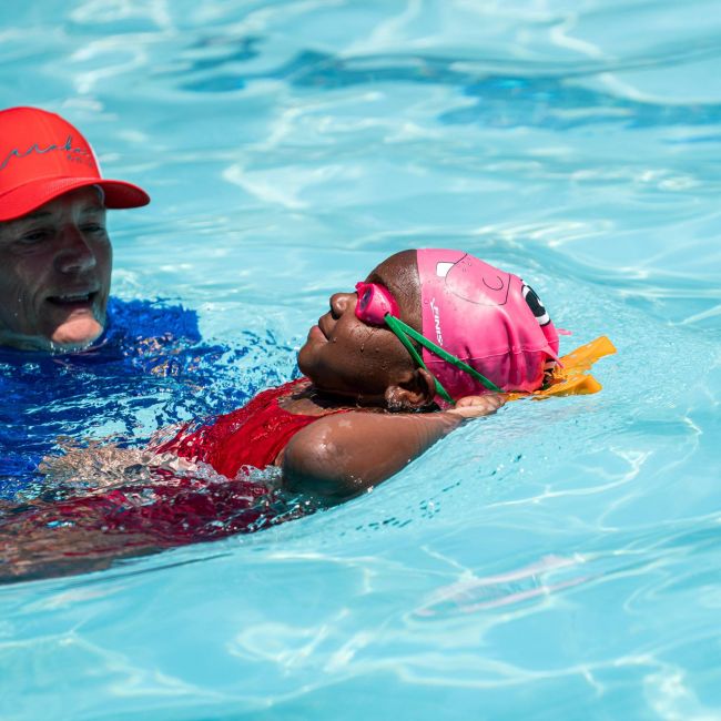 Finis - plutitoare invatat inot copii - Floatie Friends - pereche pentru maini - Stea de mare