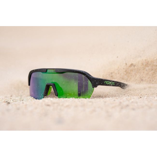 Ochelari de soare electro fotocromatici React Swiss OPTRAY NEON - lentila verde si rama neagra - produs DEMO