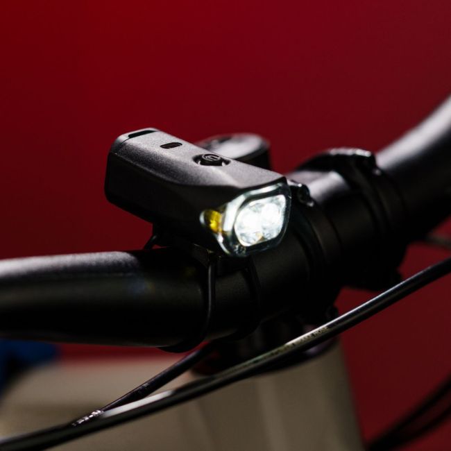 Lumină față Lezyne KTV Drive 300+ Front - Negru